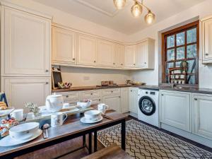 3 Bed in Blackburn oc-96386