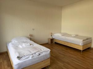 T&K Apartments - Solingen - 5 rooms detached house - private parking