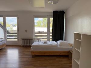 T&K Apartments - Solingen - 5 rooms detached house - private parking