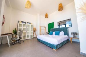 Loft Beachfront Bungalow with Private Beach