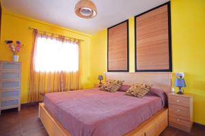 Kalmahouse, con piscina y wifi cerca del mar