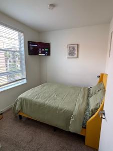 2BR parking & balcony- DTLA