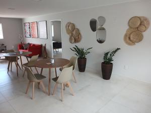 COLOFT - Quarto 3 Hospedagem rápida ou Sala de reunião