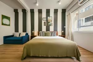 Industrial Loft Sukhumvit 3-Bedroom Designer House - 2 Min to BTS Bang Chak