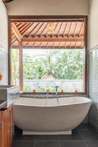 Sember Villa Peaceful 1BR Pool Villa in Gianyar