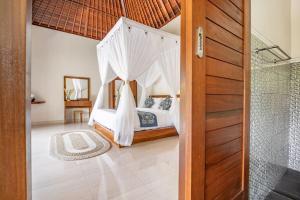 Sember Villa Peaceful 1BR Pool Villa in Gianyar