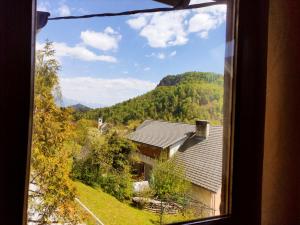 Under Rock Guesthouse