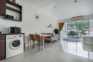 Spacious apartment CHIC Karon beach