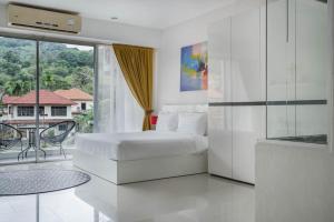 Spacious apartment CHIC Karon beach