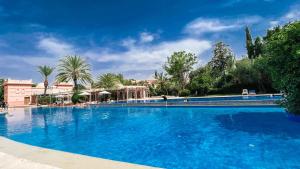 Palm Grove Escape, Pool, Quiet Retreat