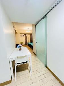 Exective Studio in 24th Floor of Manhattan Plaza