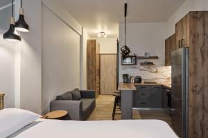 Condo next to metro st Athens!