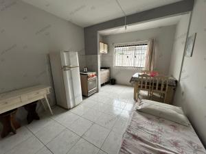 Apartamento térreo saída praia