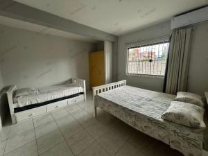 Apartamento térreo saída praia