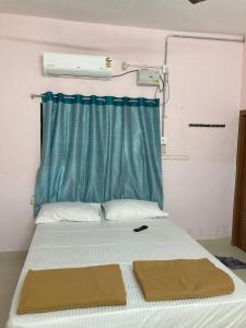 Thiruveesar Family Retreat near Airport