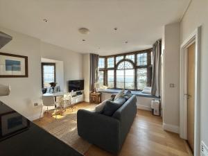 4 Coram Tower