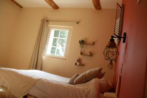 La chambre cigale au mas du Rocan