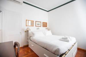 Elegant Chic Apartment in Center of Milan | Cadorna & Magenta