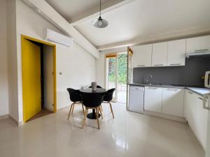 maison Eglantine
