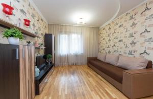 Three-room apartment, Osokorki 18084