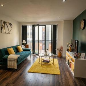 #145 1-BR A Luxury Home-from-Home in Central Bham - Sleeps 4 - "Perfect for Contractors and Small Families -