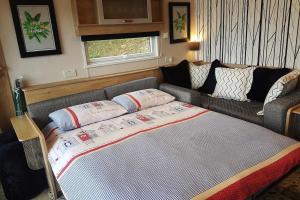 POD5 Family Glamping with seaview and Wi-Fi