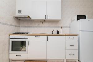 Sesimbra Cozy House BBQ & Terrace - MADA HOUSEs