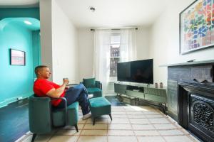 The Green MINS to NYC Access 3-Beds Furry Friends Allowed