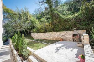 Kamenovo Beach Budva 2 Bedroom Apartment