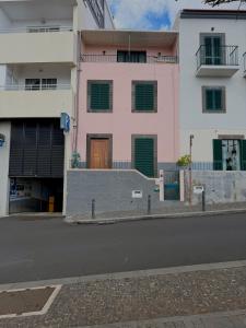 Anchor House