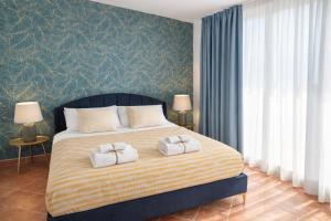 Donatello Rooftop Loft - Panoramic city view by RHR