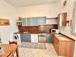 Sicilian Sea Breeze Apartment - 1 Min Walk to Beach
