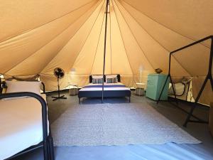 Camping Costa Dorada Tienda Solstici