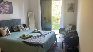 Jaqueline Beach and Golf House