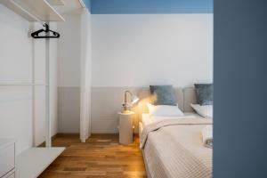 Skyline View Apartment, Metropolis, Parking & Balcony