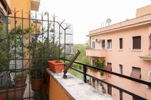 Casa Verde - Tiber View Balcony in Testaccio the heart of Rome