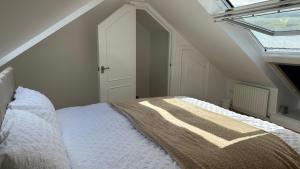 Poole Harbour-Poole Quay with 6 Beds, Free Parking