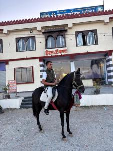 Hotel om banna