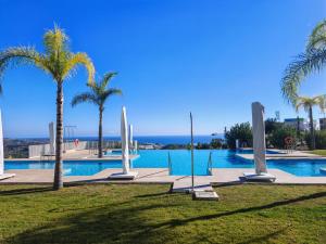One Heights Exclusive 2BR apartment with huge terrace and Panoramatic views next to Calanova Golf