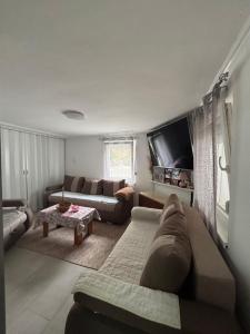 Iznajmljivanje vikendice-Dunav