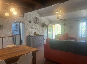 Cocon cosy avec jardin privé à Seguret