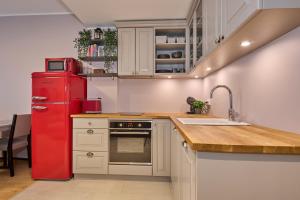 Central Tallinn Studio with Terrace and Parking