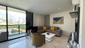 Center City Flats - Square Building Poblado