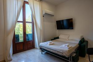 Foria 242 Rooms