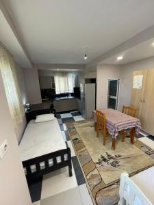 Happy Stay Apartment