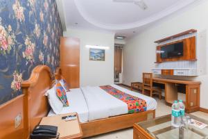Hotel Kochar Continental Just Near Gaffar Market Karol Bagh