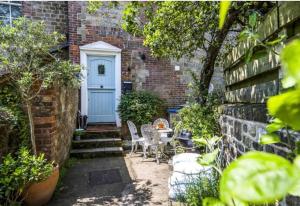 Charming 2 bed cottage - Midhurst
