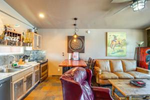 Private Courtyard & Swim Spa Access in Tucson