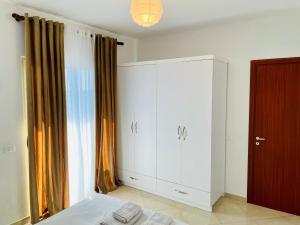 Arc Apartment