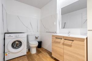 Hauzify I Apartament Festival Village